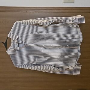 Banana Republic Stretch Long Sleeve Button Down size 10
